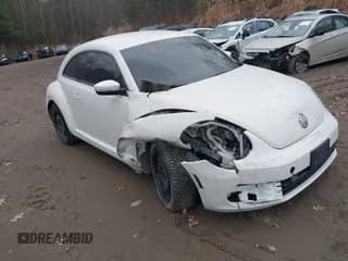 ✅ 2013 Volkswagen Beetle 2.5L • VIN: 3VWJP7AT9DM610545 • Lot: 38076183. Listed on IAAI with 48,124 mi. Free auction sales archive from the USA and detailed vehicle history report at DreamBid. Image 1.