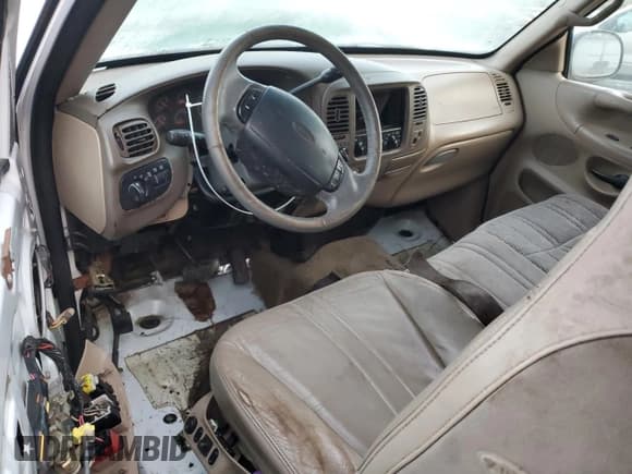 ✅ 1997 Ford F-150 • VIN: 1FTDX08W8VKD64331 • Lot: 91916645. Listed on Copart with 223,588 mi. Free auction sales archive from the USA and detailed vehicle history report at DreamBid. Image 8.