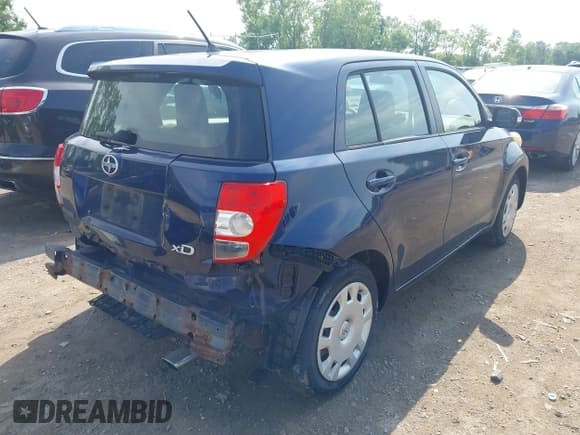 ✅ 2012 Scion xD • VIN: JTKKU4B42C1021220 • Lot: 42867894. Listed on IAAI with 181,082 mi. Free auction sales archive from the USA and detailed vehicle history report at DreamBid. Image 4.