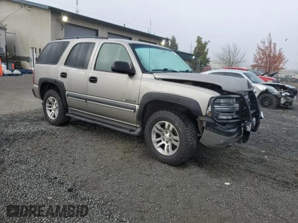 ✅ 2003 Chevrolet Tahoe LS • VIN: 1GNEK13Z33J109056 • Lot: 90810485. Listed on Copart with 228,038 mi. Free auction sales archive from the USA and detailed vehicle history report at DreamBid. Image 4.