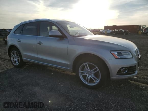 ✅ 2016 Audi Q5 Premium Plus • VIN: WA1L2AFP4GA019876 • Lot: 92634265. Wystawiony na Copart z przebiegiem 102 002 mil. Bezpłatny archiwum sprzedaży aukcyjnych z USA i szczegółowy raport historii pojazdu na DreamBid. Zdjęcie 4.