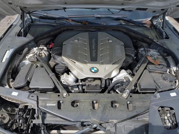 ✅ 2011 BMW 7 Series 750Li xDrive • VIN: WBAKC8C5XBC433796 • Lot: 42006609. Listed on IAAI with 182,648 mi. Free auction sales archive from the USA and detailed vehicle history report at DreamBid. Image 10.