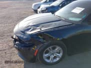 ✅ 2022 Dodge Charger SXT • VIN: 2C3CDXBG7NH205942 • Lot: 42822646. Wystawiony na IAAI z przebiegiem 79 883 mil. Bezpłatny archiwum sprzedaży aukcyjnych z USA i szczegółowy raport historii pojazdu na DreamBid. Zdjęcie 17.