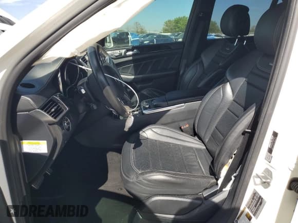 ✅ 2014 Mercedes-Benz M 63 AMG • VIN: 4JGDA7EB1EA296841 • Лот: 48392675. Опубликован ранее на Copart с пробегом 93 328 миль. Бесплатный доступ к архиву аукционных продаж из США и подробный отчёт об истории автомобиля на DreamBid. Изображение 7.