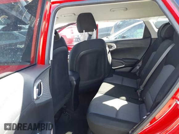 ✅ 2021 Kia Soul S • VIN: KNDJ23AU0M7776126 • Lot: 41827379. Listed on IAAI with 94,150 mi. Free auction sales archive from the USA and detailed vehicle history report at DreamBid. Image 8.