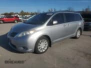 ✅ 2015 Toyota Sienna Limited Premium • VIN: 5TDDK3DCXFS111677 • Лот: 90313725. Опубликован ранее на Copart с пробегом 220 444 миль. Бесплатный доступ к архиву аукционных продаж из США и подробный отчёт об истории автомобиля на DreamBid. Изображение 1.