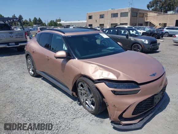 ✅ 2023 Genesis GV60 Performance • VIN: KMUKEDTB2PU008745 • Lot: 42444127. Wystawiony na IAAI z przebiegiem 12 138 mil. Bezpłatny archiwum sprzedaży aukcyjnych z USA i szczegółowy raport historii pojazdu na DreamBid. Zdjęcie 6.