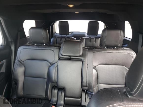 ✅ 2018 Ford Explorer Limited • VIN: 1FM5K7F84JGB80528 • Lot: 92276405. Wystawiony na Copart z przebiegiem 99 973 mil. Bezpłatny archiwum sprzedaży aukcyjnych z USA i szczegółowy raport historii pojazdu na DreamBid. Zdjęcie 10.