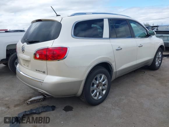 ✅ 2012 Buick Enclave Leather • VIN: 5GAKVCEDXCJ319462 • Lot: 43335032. Wystawiony na IAAI z przebiegiem 153 125 mil. Bezpłatny archiwum sprzedaży aukcyjnych z USA i szczegółowy raport historii pojazdu na DreamBid. Zdjęcie 4.