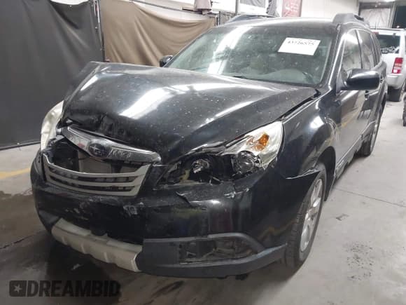 ✅ 2011 Subaru Outback Limited Power Moon • VIN: 4S4BRDLC4B2313213 • Лот: 43726575. Опубликован ранее на IAAI с пробегом 155 848 миль. Бесплатный доступ к архиву аукционных продаж из США и подробный отчёт об истории автомобиля на DreamBid. Изображение 2.