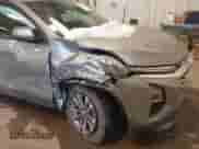 2025 Chevrolet Equinox FWD LT z VIN 3GNAXHEG5SL123035, wystawiony jako IAAI lot #41445597 z przebiegiem 2 105 mil mil oraz . Historia ofert i sprzedaży dostępna na DreamBid. Obrazek 6.