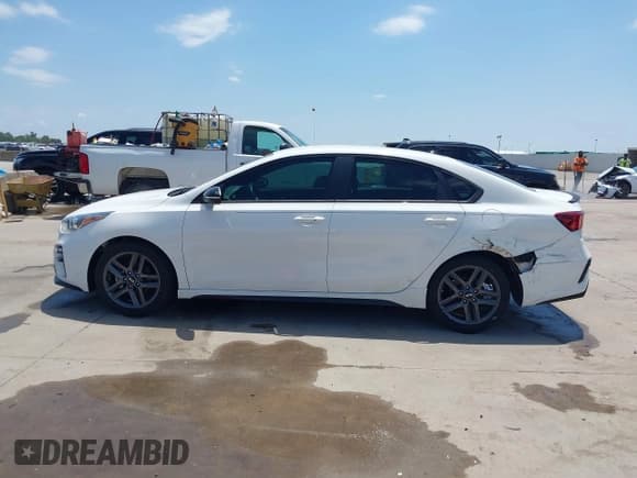 ✅ 2020 Kia Forte GT-Line • VIN: 3KPF34AD8LE238782 • Лот: 42989841. Опубликован ранее на IAAI с пробегом 91 551 миль. Бесплатный доступ к архиву аукционных продаж из США и подробный отчёт об истории автомобиля на DreamBid. Изображение 14.