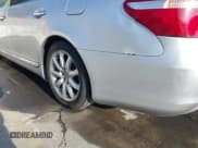 ✅ 2007 Lexus LS 460 L • VIN: JTHGL46F475006503 • Lot: 43911250. Listed on IAAI with 232,463 mi. Free auction sales archive from the USA and detailed vehicle history report at DreamBid. Image 6.