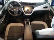 ✅ 2018 Chevrolet Bolt EV LT • VIN: 1G1FW6S06J4112488 • Lot: 50747365. Wystawiony na Copart z przebiegiem 40 865 mil. Bezpłatny archiwum sprzedaży aukcyjnych z USA i szczegółowy raport historii pojazdu na DreamBid. Zdjęcie 8.