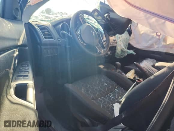 2025 Mitsubishi Outlander S с VIN JA4ARUAUXSU006459, выставлен на аукционе Copart как лот 90893915 с пробегом Не указан миль и Чистый • Clean title. История ставок и продаж доступна на DreamBid. Изображение 8.