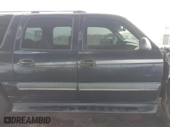 ✅ 2004 Chevrolet Suburban LT • VIN: 1GNEC16Z34J133058 • Лот: 41200786. Опубликован ранее на IAAI с пробегом 254 131 миль. Бесплатный доступ к архиву аукционных продаж из США и подробный отчёт об истории автомобиля на DreamBid. Изображение 14.