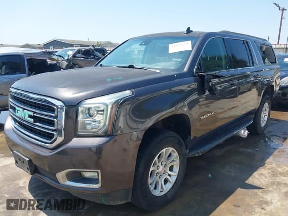 ✅ 2016 GMC Yukon XL SLE • VIN: 1GKS1FKC8GR408238 • Lot: 42952253. Listed on IAAI with 185,598 mi. Free auction sales archive from the USA and detailed vehicle history report at DreamBid. Image 18.
