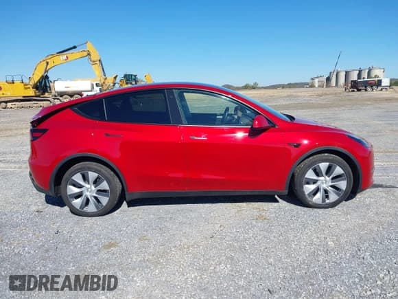 ✅ 2023 Tesla Model Y Long Range • VIN: 7SAYGDEE7PA102918 • Lot: 43596038. Listed on IAAI with 13,681 mi. Free auction sales archive from the USA and detailed vehicle history report at DreamBid. Image 12.