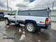 1999 Chevrolet Silverado 1500 LS z VIN 1GCEK14T8XZ194390, wystawiony jako Copart lot #81482005 z przebiegiem 187 383 mil mil oraz Szkoda całkowita • Salvage title. Historia ofert i sprzedaży dostępna na DreamBid. Obrazek 2.