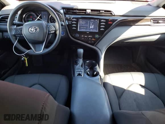 2020 Toyota Camry Hybrid LE с VIN 4T1C31AK9LU523987, выставлен на аукционе Copart как лот 81610645 с пробегом 62 699 миль миль и Списание • Salvage title. История ставок и продаж доступна на DreamBid. Изображение 8.