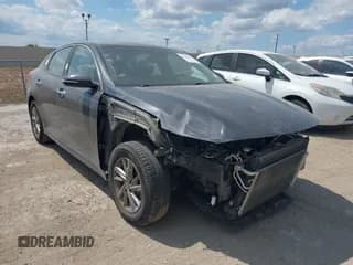 ✅ 2019 Kia Optima LX • VIN: 5XXGT4L39KG325914 • Лот: 43282601. Опубликован ранее на IAAI с пробегом 225 000 миль. Бесплатный доступ к архиву аукционных продаж из США и подробный отчёт об истории автомобиля на DreamBid. Изображение 1.