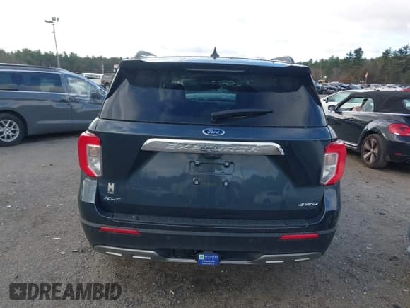 ✅ 2024 Ford Explorer XLT • VIN: 1FMSK8DH2RGA55907 • Lot: 43704786. Wystawiony na IAAI z przebiegiem 13 777 mil. Bezpłatny archiwum sprzedaży aukcyjnych z USA i szczegółowy raport historii pojazdu na DreamBid. Zdjęcie 16.