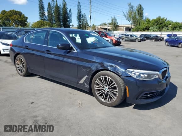 ✅ 2019 BMW 5 Series 530i • VIN: WBAJA5C50KBX87882 • Lot: 93598575. Listed on Copart with 100,080 mi. Free auction sales archive from the USA and detailed vehicle history report at DreamBid. Image 4.