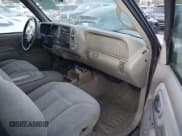 ✅ 1998 Chevrolet Silverado 1500 • VIN: 2GCEK19R1W1280841 • Lot: 43711981. Listed on IAAI with 257,693 mi. Free auction sales archive from the USA and detailed vehicle history report at DreamBid. Image 5.