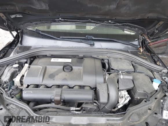 ✅ 2013 Volvo XC60 3.2L • VIN: YV4940DZXD2373056 • Lot: 42307627. Listed on IAAI with 148,338 mi. Free auction sales archive from the USA and detailed vehicle history report at DreamBid. Image 10.