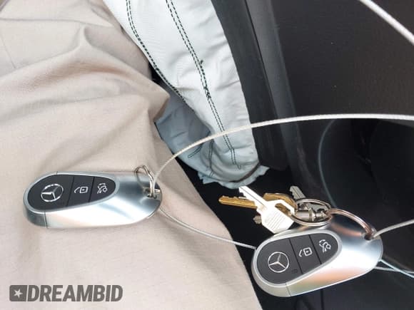 ✅ 2024 Mercedes-Benz CLE 300 • VIN: W1KMJ4HB6RF035931 • Лот: 42102487. Опубликован ранее на IAAI с пробегом 3 169 миль. Бесплатный доступ к архиву аукционных продаж из США и подробный отчёт об истории автомобиля на DreamBid. Изображение 11.