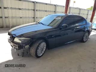 2011 BMW 3 Series 328i xDrive with VIN WBAPK7C51BF086750, listed as a Copart auction lot 89696585 with 129,605 mi miles and Salvage title. Bid and sale history available at DreamBid. Image 1.