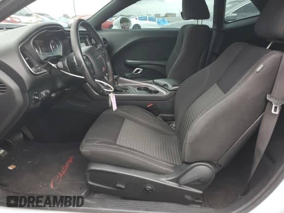 2015 Dodge Challenger R/T with VIN 2C3CDZAT9FH714720, listed as a Copart auction lot 71791855 with 143,442 mi miles and Non repairable. Bid and sale history available at DreamBid. Image 7.