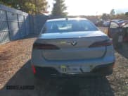 ✅ 2025 BMW 7 Series 740i xDrive • VIN: WBA33EH0XSCU64997 • Lot: 43517267. Wystawiony na IAAI z przebiegiem 8 443 mil. Bezpłatny archiwum sprzedaży aukcyjnych z USA i szczegółowy raport historii pojazdu na DreamBid. Zdjęcie 16.