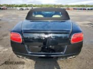 ✅ 2015 Bentley Continental GT • VIN: SCBGT3ZA4FC047528 • Lot: 62536505. Wystawiony na Copart z przebiegiem 10 239 mil. Bezpłatny archiwum sprzedaży aukcyjnych z USA i szczegółowy raport historii pojazdu na DreamBid. Zdjęcie 6.