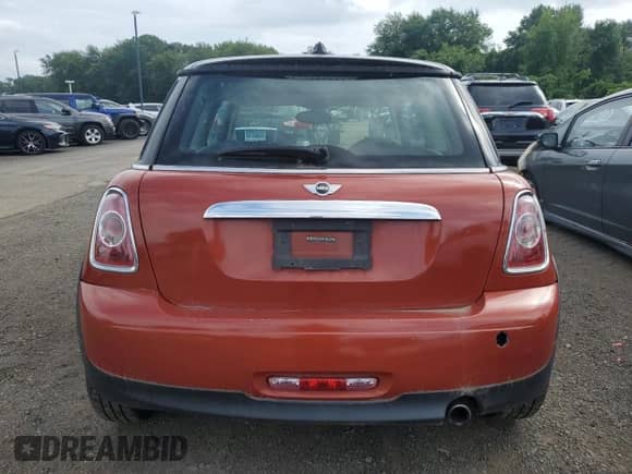 2012 MINI Hardtop with VIN WMWSU3C53CT260060, listed as a Copart auction lot 63656395 with 100,537 mi miles and Clean title. Bid and sale history available at DreamBid. Image 6.