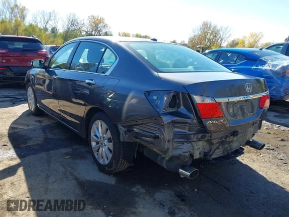 ✅ 2013 Honda Accord EX-L • VIN: 1HGCR3F88DA014618 • Лот: 43617064. Опубликован ранее на IAAI с пробегом 107 306 миль. Бесплатный доступ к архиву аукционных продаж из США и подробный отчёт об истории автомобиля на DreamBid. Изображение 3.