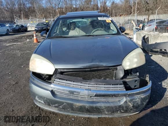 2004 Chevrolet Malibu LS z VIN 1G1ZT54864F153649, wystawiony jako Copart lot #83007004 z przebiegiem Nie podano mil oraz Szkoda całkowita • Salvage title. Historia ofert i sprzedaży dostępna na DreamBid. Obrazek 5.