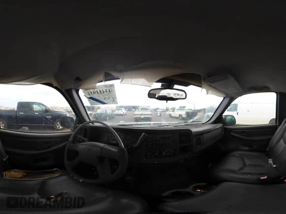 2007 Chevrolet Silverado 1500 Work Truck z VIN 3GCEC14X07G197980, wystawiony jako IAAI lot #43411931 z przebiegiem 85 505 mil mil oraz . Historia ofert i sprzedaży dostępna na DreamBid. Obrazek 18.