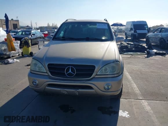 ✅ 2003 Mercedes-Benz M 320 • VIN: 4JGAB54E03A382686 • Лот: 43771760. Опубликован ранее на IAAI с пробегом 163 030 миль. Бесплатный доступ к архиву аукционных продаж из США и подробный отчёт об истории автомобиля на DreamBid. Изображение 13.
