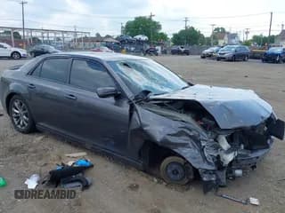 ✅ 2014 Chrysler 300 S • VIN: 2C3CCAGG0EH357179 • Лот: 42706209. Опубликован ранее на IAAI с пробегом 121 612 миль. Бесплатный доступ к архиву аукционных продаж из США и подробный отчёт об истории автомобиля на DreamBid. Изображение 1.