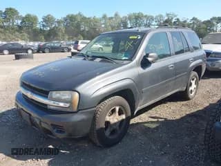 ✅ 2007 Chevrolet TrailBlazer LS • VIN: 1GNDT13S472117386 • Лот: 43206865. Опубликован ранее на IAAI с пробегом Не указан. Бесплатный доступ к архиву аукционных продаж из США и подробный отчёт об истории автомобиля на DreamBid. Изображение 2.