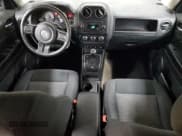 ✅ 2014 Jeep Patriot Latitude • VIN: 1C4NJRFB7ED520812 • Lot: 81224315. Wystawiony na Copart z przebiegiem 192 693 mil. Bezpłatny archiwum sprzedaży aukcyjnych z USA i szczegółowy raport historii pojazdu na DreamBid. Zdjęcie 8.