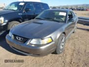 ✅ 2002 Ford Mustang Standard • VIN: 1FAFP40452F210504 • Lot: 43483631. Wystawiony na IAAI z przebiegiem Nie podano. Bezpłatny archiwum sprzedaży aukcyjnych z USA i szczegółowy raport historii pojazdu na DreamBid. Zdjęcie 6.