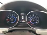 ✅ 2015 Hyundai Santa Fe Limited • VIN: 5XYZUDLA5FG304905 • Лот: 79820484. Опубликован ранее на Copart с пробегом 39 305 миль. Бесплатный доступ к архиву аукционных продаж из США и подробный отчёт об истории автомобиля на DreamBid. Изображение 9.