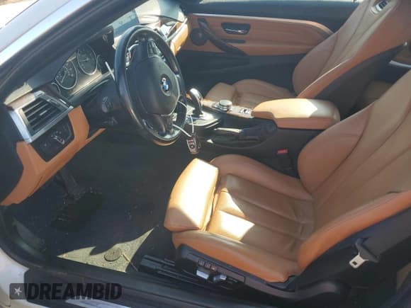 ✅ 2018 BMW 4 Series 430i xDrive • VIN: WBA4Z3C55JEC57580 • Лот: 61611775. Опубликован ранее на Copart с пробегом 42 138 миль. Бесплатный доступ к архиву аукционных продаж из США и подробный отчёт об истории автомобиля на DreamBid. Изображение 7.