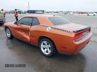 ✅ 2011 Dodge Challenger • VIN: 2B3CJ4DG9BH602419 • Lot: 40753257. Wystawiony na IAAI z przebiegiem 124 282 mil. Bezpłatny archiwum sprzedaży aukcyjnych z USA i szczegółowy raport historii pojazdu na DreamBid. Zdjęcie 3.