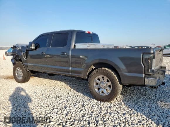 ✅ 2019 Ford F-250 Lariat • VIN: 1FT7W2BT1KEC31933 • Lot: 84238105. Listed on Copart with 89,762 mi. Free auction sales archive from the USA and detailed vehicle history report at DreamBid. Image 2.
