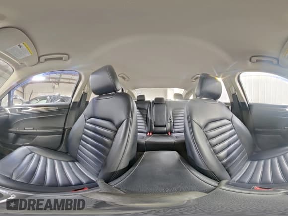 ✅ 2019 Ford Fusion SEL • VIN: 3FA6P0CDXKR163865 • Лот: 94070485. Опубликован ранее на Copart с пробегом 87 182 миль. Бесплатный доступ к архиву аукционных продаж из США и подробный отчёт об истории автомобиля на DreamBid. Изображение 15.