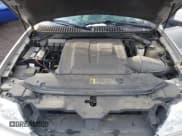 ✅ 2006 Lincoln Navigator Luxury • VIN: 5LMFU28556LJ28101 • Lot: 43888709. Listed on IAAI with 126,603 mi. Free auction sales archive from the USA and detailed vehicle history report at DreamBid. Image 10.