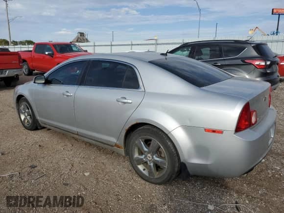 2011 Chevrolet Malibu 2LT z VIN 1G1ZD5E19BF377557, wystawiony jako Copart lot #71801384 z przebiegiem 169 762 mil mil oraz Szkoda całkowita • Salvage title. Historia ofert i sprzedaży dostępna na DreamBid. Obrazek 2.